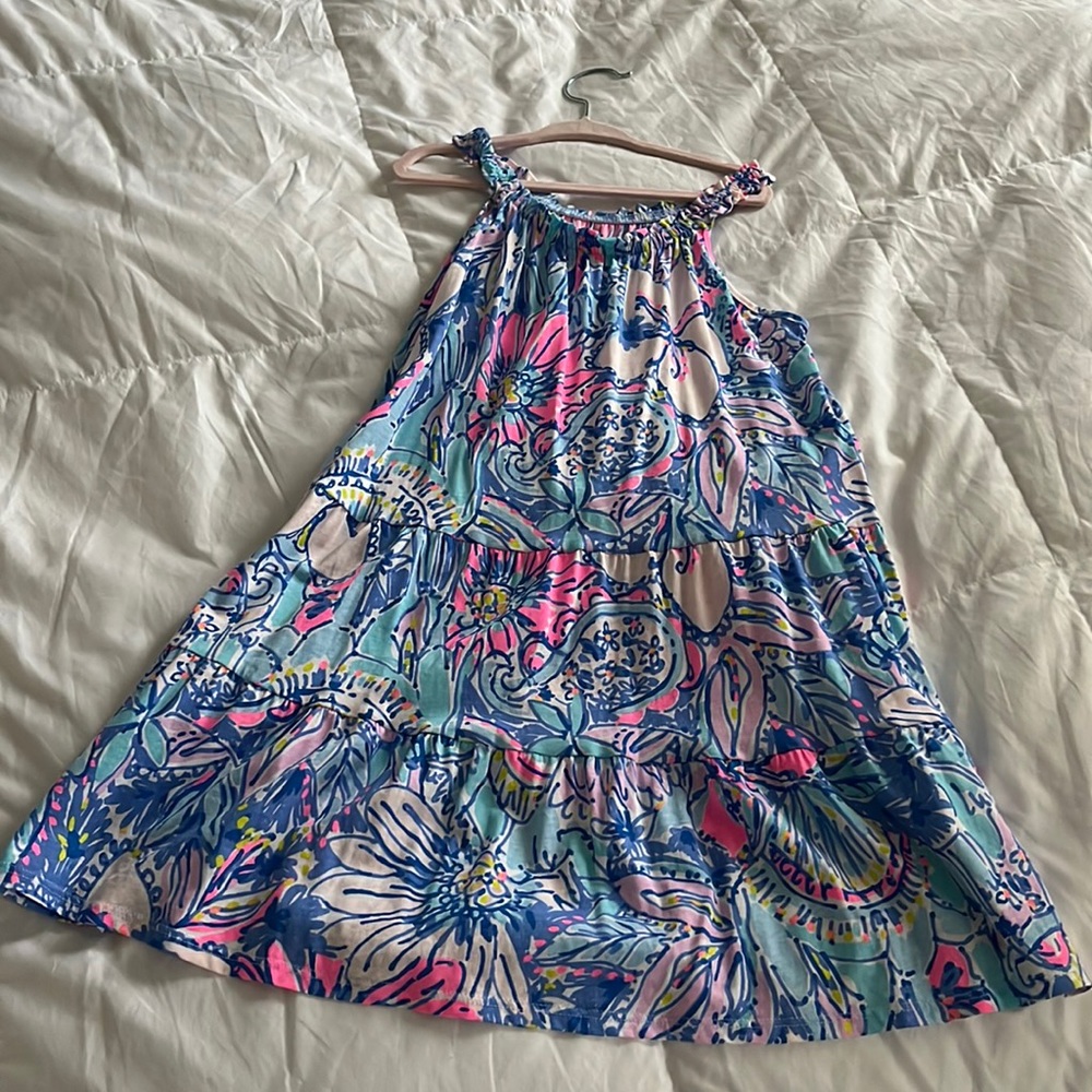 Lilly pulitzer Girl summer dress.